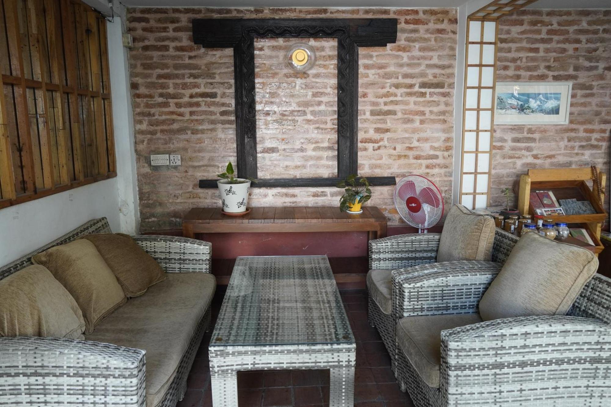 Cocina Mitho Chha Bnb Kathmandu Exterior foto