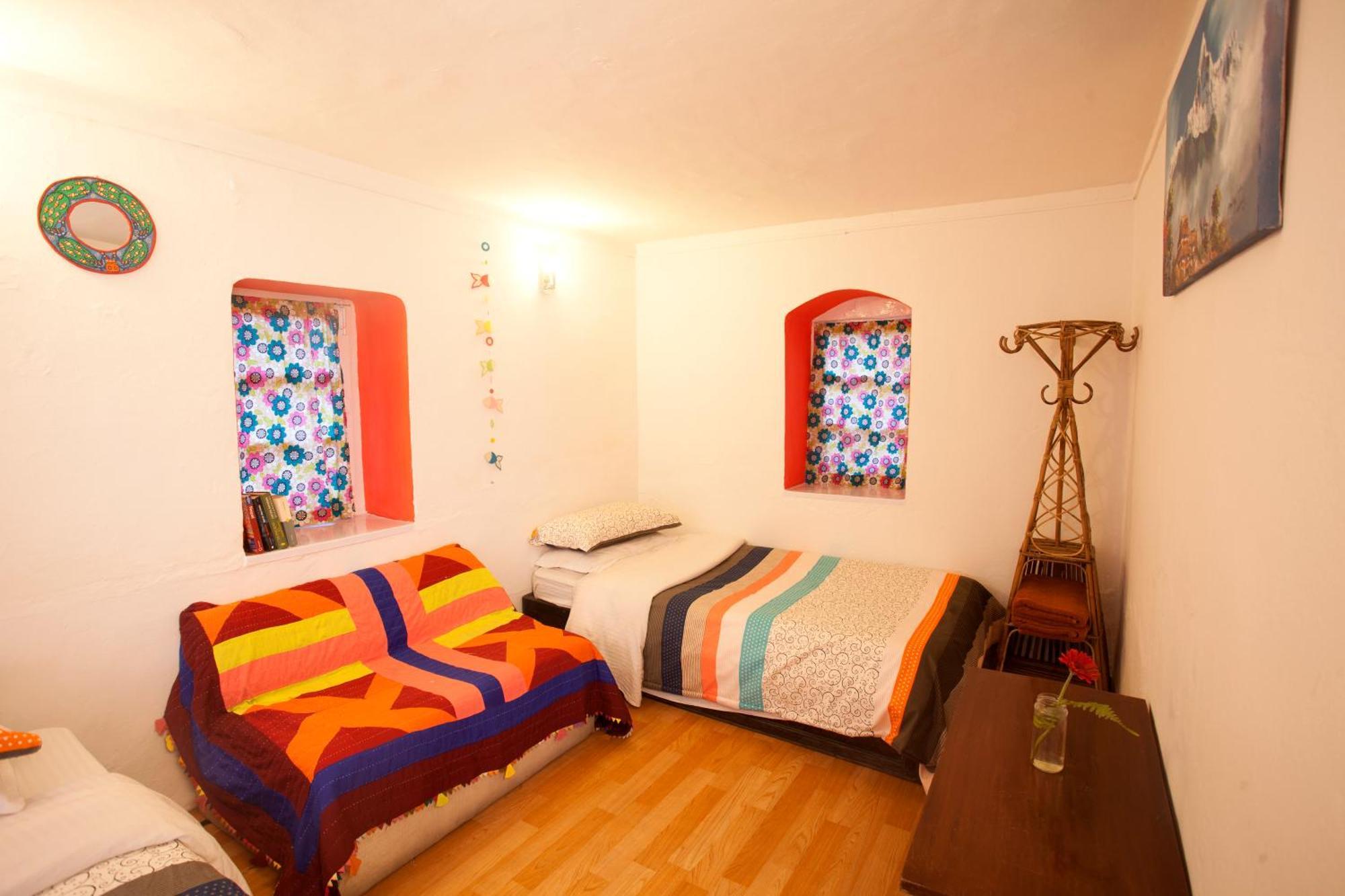 Cocina Mitho Chha Bnb Kathmandu Exterior foto